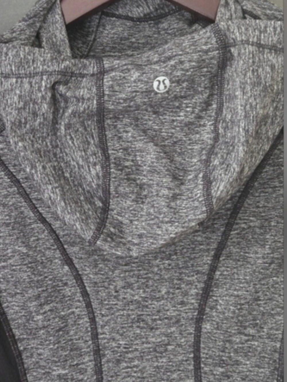 Lululemon Hooddy Women - Picture 9 of 10